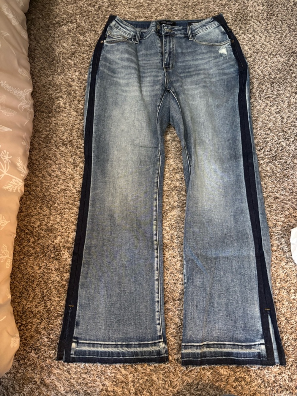 Women’s Side-Stripe Straight Leg Jeans - Light Blue JUDY BLUE 18W